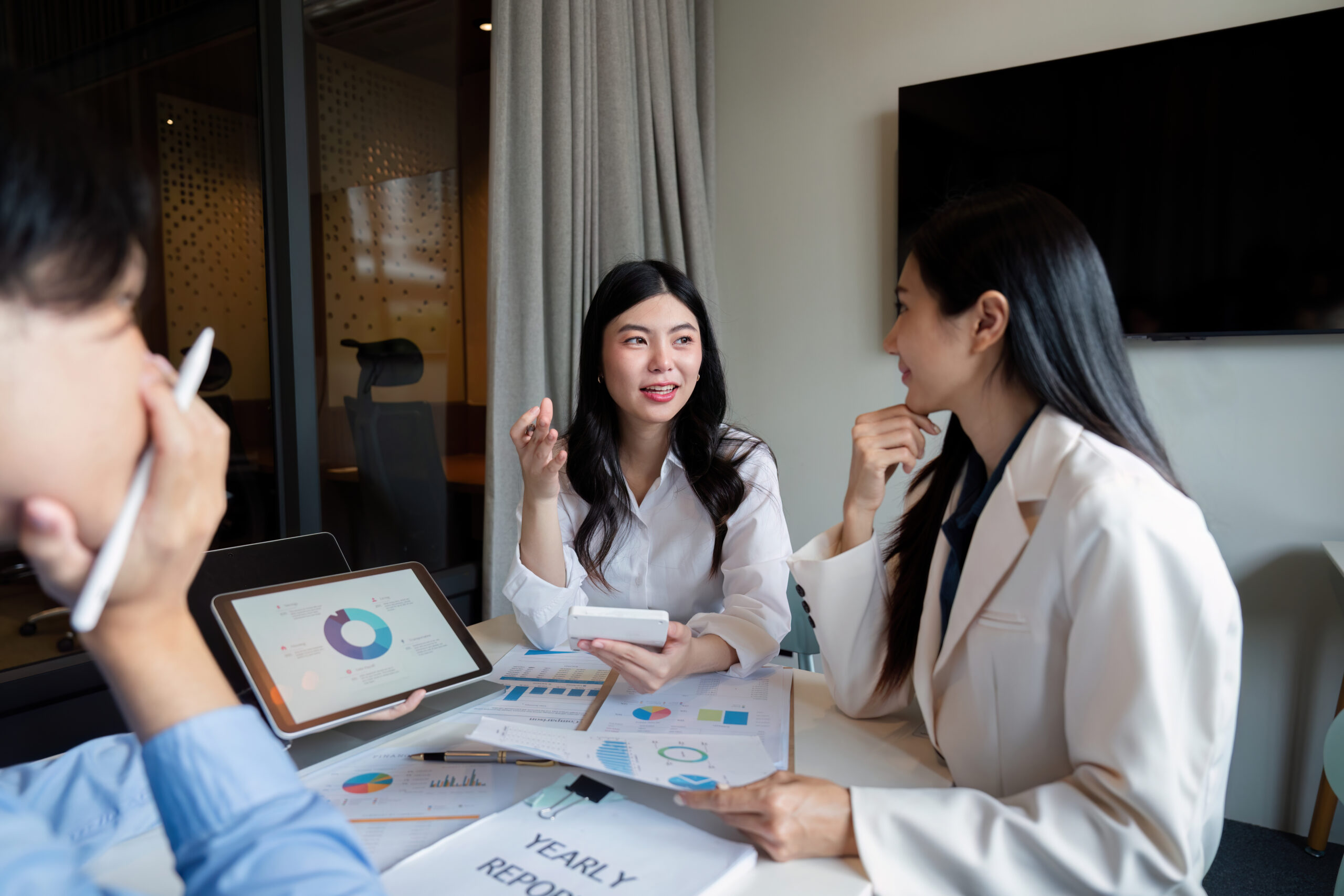 How Specialized Accounting Knowledge Can Supercharge Restaurant Profitability Do you really need a 3rd Party Scheduling App if-you have the R365 Ops Module?